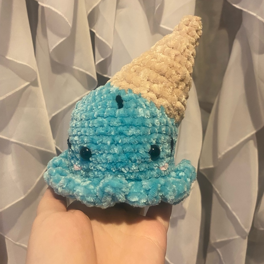 Cookie monster octopus ice-cream